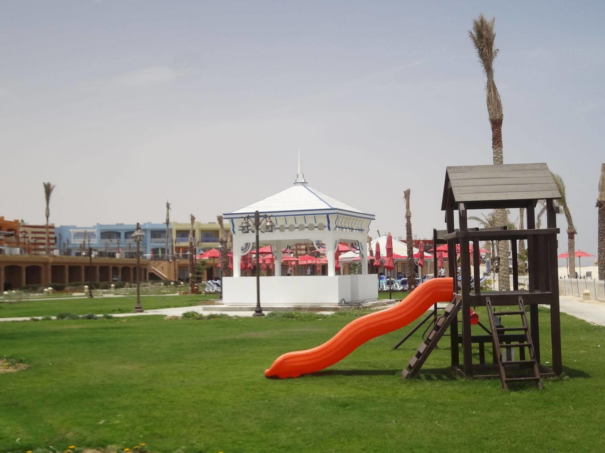 Porto Matrouh Beach Resort Mersa Matruh Exterior foto